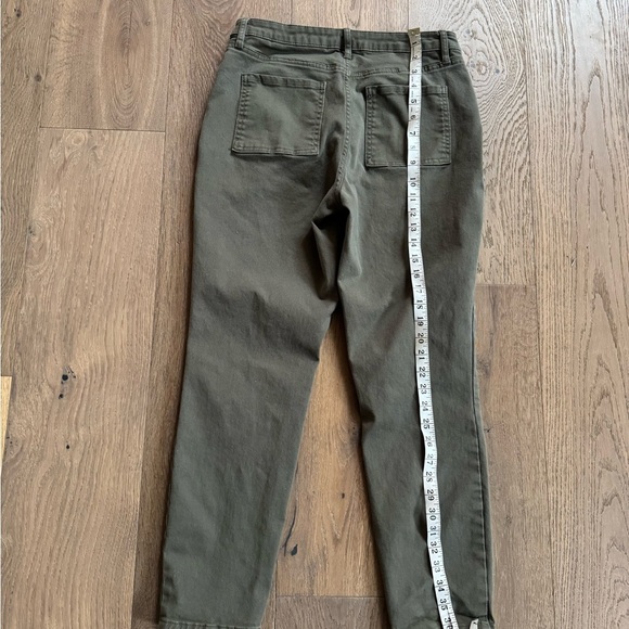 Banana Republic women’s green cargo style causal pants size 8 - Picture 4 of 6